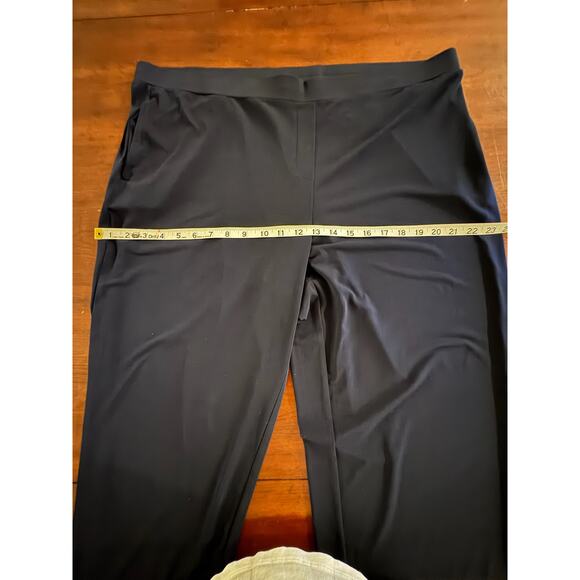 Susan Graver Pants Sz 1XP Liquid Knit Navy Wide Leg Cropped - High Waist Pull-on - Picture 7 of 10